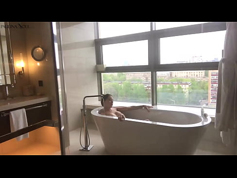 ❤️ ʻO ka pēpē nui e hoʻopaneʻe ana i kāna pussy i loko o ka lumi lua Porn video iā mākou haw.xxxomg.ru